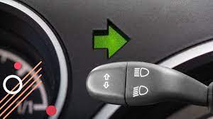 Quel clignotant mettre quand on entre dans un rond-point ? Trop d’automobilistes font la même erreur